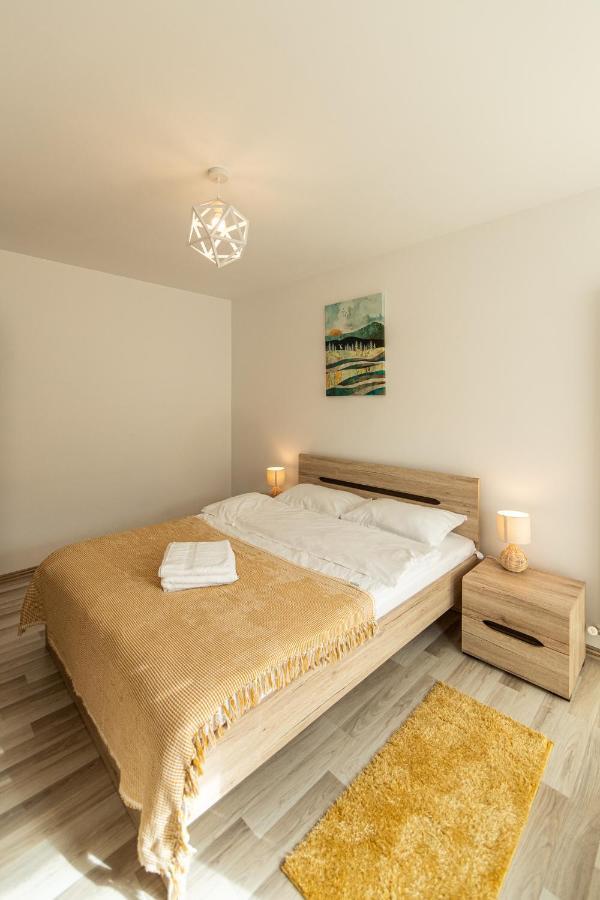 Citadel Apartament'S Rîşnov Eksteriør billede