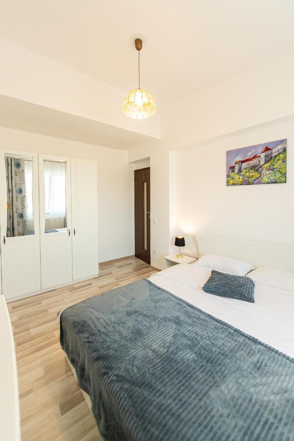 Citadel Apartament'S Rîşnov Eksteriør billede